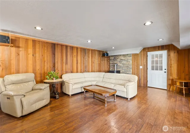 Photo 4 of Single family home for sale at 424 Cannon Rd, Packwood, WA 98361 | MLS# NWM2498091 | Listing updated on 2026-09-28