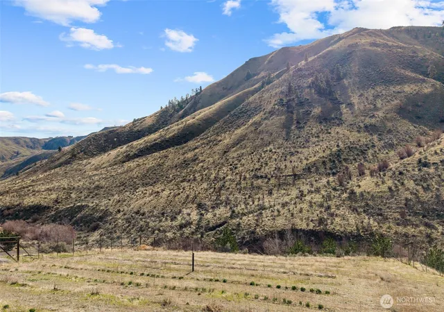 Photo 4 of Land for sale at 1639 Pitcher Cyn Rd, Wenatchee, WA 98801 | MLS# NWM2498112 | Listing updated on 2026-09-23