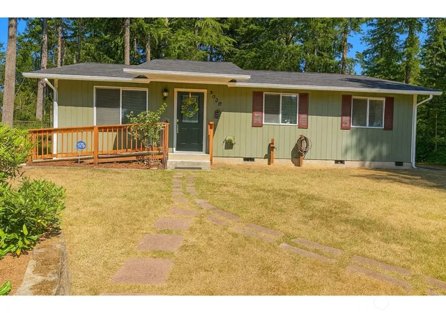 Photo 1 of Single family home for sale at 280 E Clonakilty Dr, Shelton, WA 98584 | MLS# NWM2498120 | Listing updated on 2026-09-22