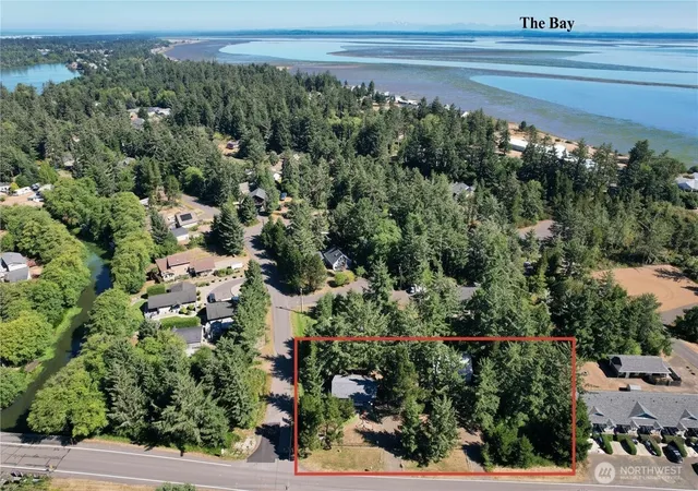Photo 3 of Single family home for sale at 1000 Mtolympus Ave SE, Ocean Shores, WA 98569 | MLS# NWM2498150 | Listing updated on 2026-09-17