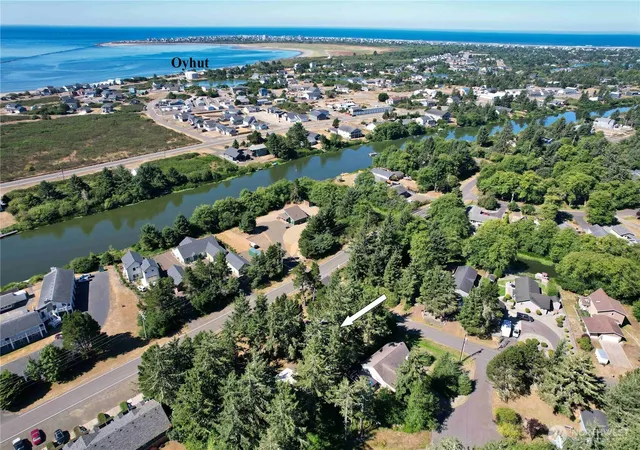 Photo 4 of Single family home for sale at 1000 Mtolympus Ave SE, Ocean Shores, WA 98569 | MLS# NWM2498150 | Listing updated on 2026-09-17