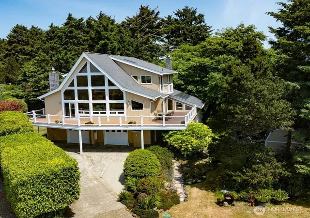 Photo 1 of Single family home for sale at 33704 J Pl, Ocean Park, WA 98640 | MLS# NWM2498155 | Listing updated on 2026-10-01