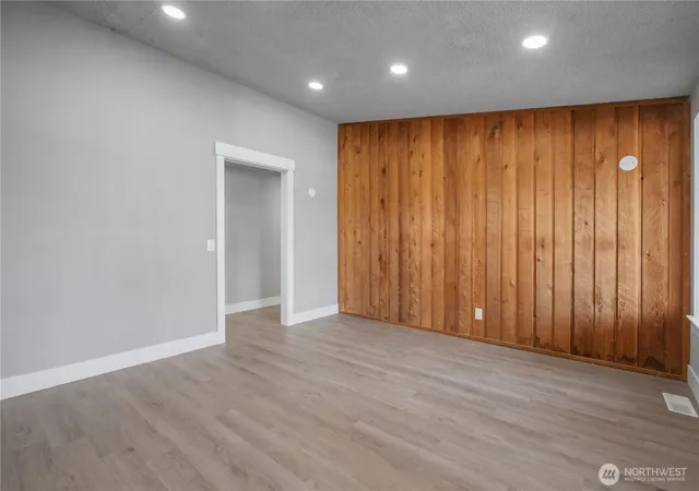 Photo 4 of House for sale at 332 S Birch St, Mc Cleary, WA 98557 | MLS# NWM2498193 | Listing updated on 2026-09-17