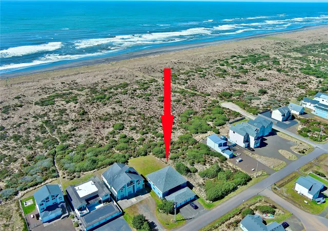 Photo 3 of Condo for sale at 1027 S Sand Dune Ave SW #1A, Ocean Shores, WA 98569 | MLS# NWM2498195 | Listing updated on 2026-09-17