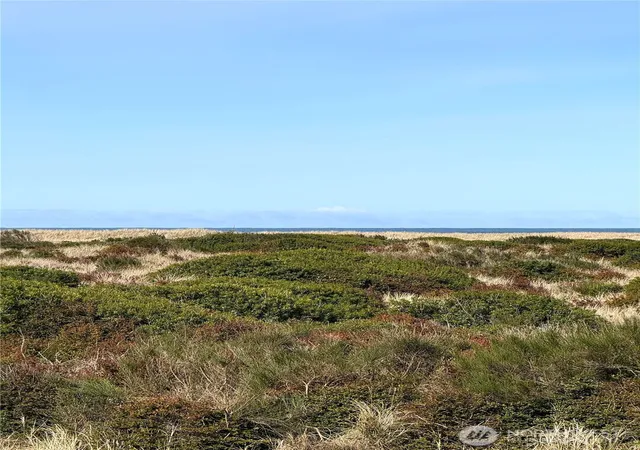 Photo 4 of Condo for sale at 1027 S Sand Dune Ave SW #1A, Ocean Shores, WA 98569 | MLS# NWM2498195 | Listing updated on 2026-09-17