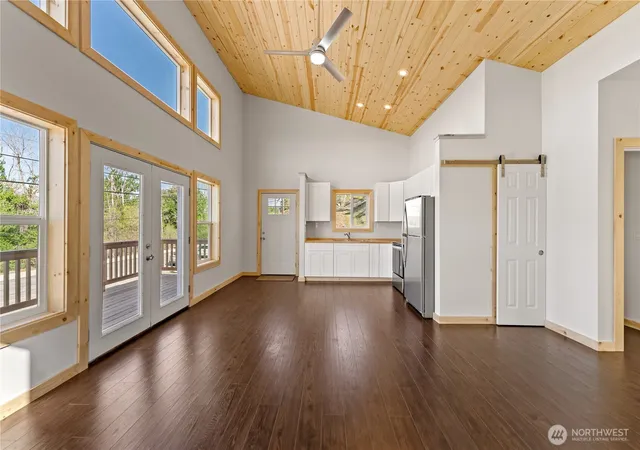 Photo 2 of Single family home for sale at 428 Castle Ave, Winthrop, WA 98862 | MLS# NWM2498279 | Listing updated on 2026-09-17