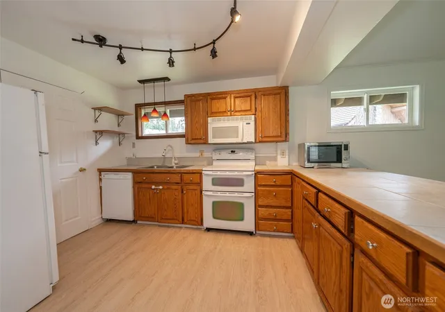 Photo 3 of Single family home for sale at 17835 Se Upland Dr, Yelm, WA 98597 | MLS# NWM2498735 | Listing updated on 2026-09-17