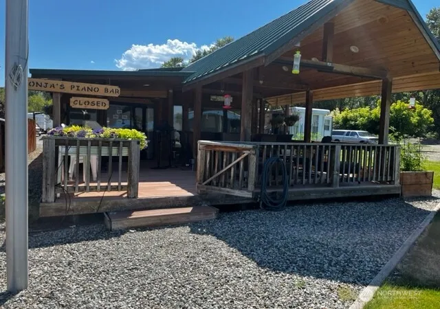 Photo 3 of Manufactured home for sale at 15 Oro Beach Dr #25,31, Oroville, WA 98844 | MLS# NWM2498892 | Listing updated on 2026-09-17