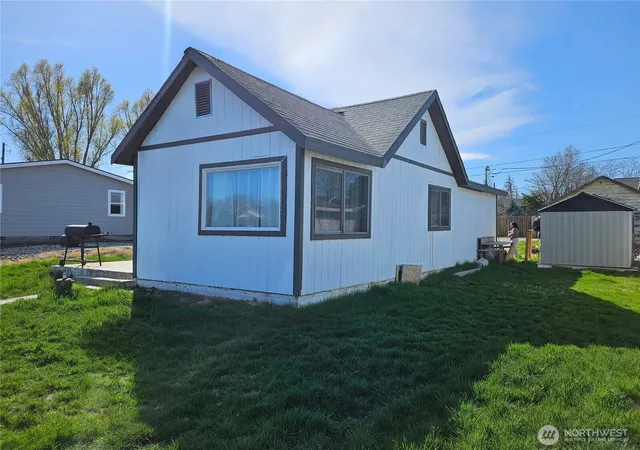 Photo 3 of Single family home for sale at 47 S Dogwood St, Soap Lake, WA 98851 | MLS# NWM2499067 | Listing updated on 2026-09-28