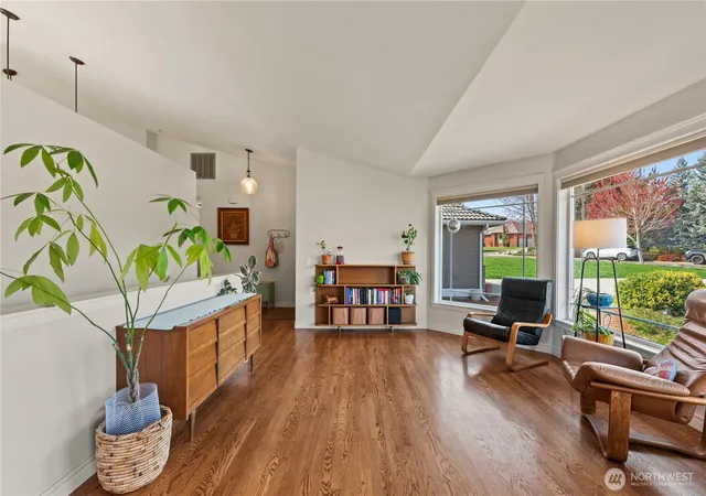 Photo 3 of Single family home for sale at 3555 Westridge Pl, Wenatchee, WA 98801 | MLS# NWM2499116 | Listing updated on 2026-09-30