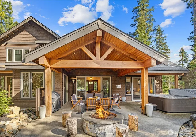Photo 2 of Single family home for sale at 70 Bull Wheel Ln, Cle Elum, WA 98922 | MLS# NWM2499287 | Listing updated on 2026-10-10