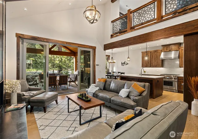 Photo 4 of Single family home for sale at 70 Bull Wheel Ln, Cle Elum, WA 98922 | MLS# NWM2499287 | Listing updated on 2026-10-10