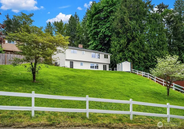 Photo 1 of Single family home for sale at 17813 147th Place Ne, Woodinville, WA 98072 | MLS# NWM2499395 | Listing updated on 2026-09-17