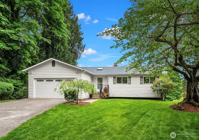 Photo 2 of Single family home for sale at 17813 147th Place Ne, Woodinville, WA 98072 | MLS# NWM2499395 | Listing updated on 2026-09-17