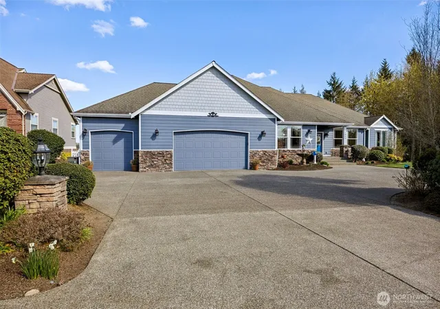 Photo 3 of Single family home for sale at 11842 Parkview Ct Sw, Olympia, WA 98512 | MLS# NWM2499467 | Listing updated on 2026-09-17