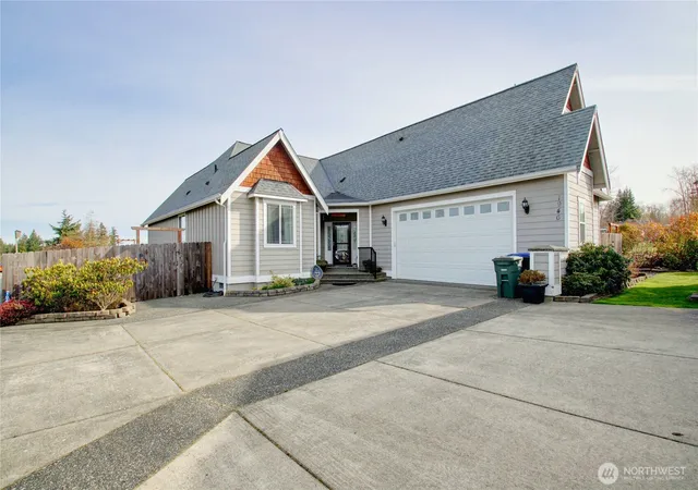 Photo 2 of Single family home for sale at 1946 Mount Baker Hwy, Bellingham, WA 98226 | MLS# NWM2499543 | Listing updated on 2026-09-17