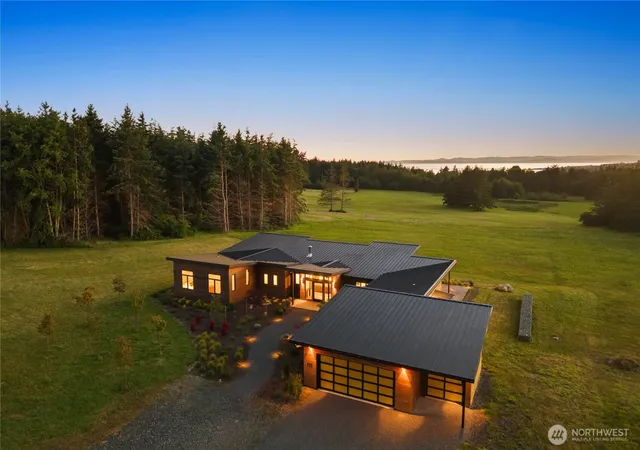 Photo 1 of Single family home for sale at 166 Montrose Pl, Friday Harbor, WA 98250 | MLS# NWM2499590 | Listing updated on 2026-09-17