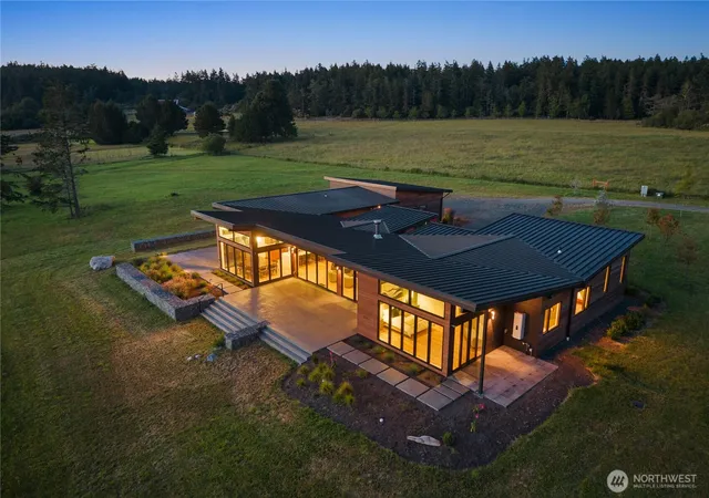 Photo 2 of Single family home for sale at 166 Montrose Pl, Friday Harbor, WA 98250 | MLS# NWM2499590 | Listing updated on 2026-09-17