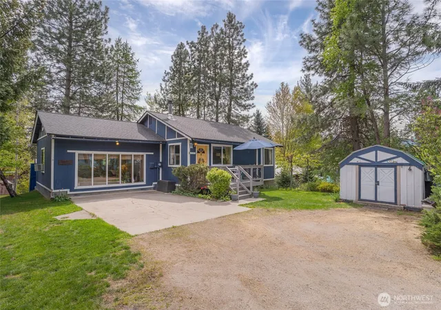 Photo 1 of Single family home for sale at 524 Mine St, Leavenworth, WA 98826 | MLS# NWM2499795 | Listing updated on 2026-09-17