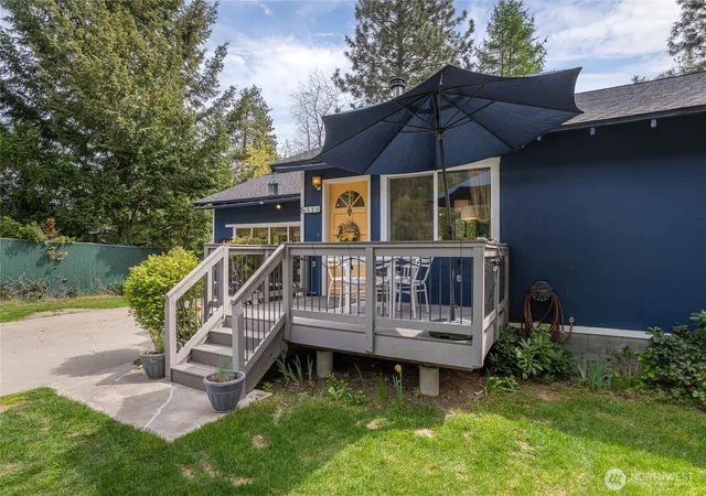 Photo 3 of Single family home for sale at 524 Mine St, Leavenworth, WA 98826 | MLS# NWM2499795 | Listing updated on 2026-09-17