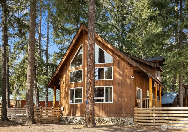 Photo 2 of Single family home for sale at 81 Spruce Ln, Ronald, WA 98940 | MLS# NWM2499827 | Listing updated on 2026-09-17