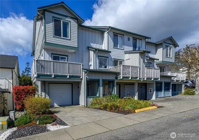 Photo 2 of Condo for sale at 30875 State Route 20 #B1, Oak Harbor, WA 98277 | MLS# NWM2499905 | Listing updated on 2026-09-17