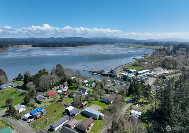 Photo 3 of Single family home for sale at 21 2nd Street, Bay Center, WA 98527 | MLS# NWM2499996 | Listing updated on 2026-09-17