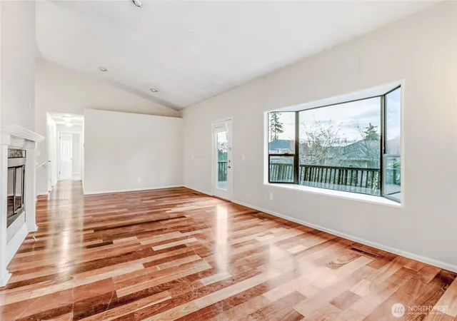 Photo 3 of Single family home for sale at 558 SW 298th Street, Federal Way, WA 98023 | MLS# NWM2500020 | Listing updated on 2026-09-17