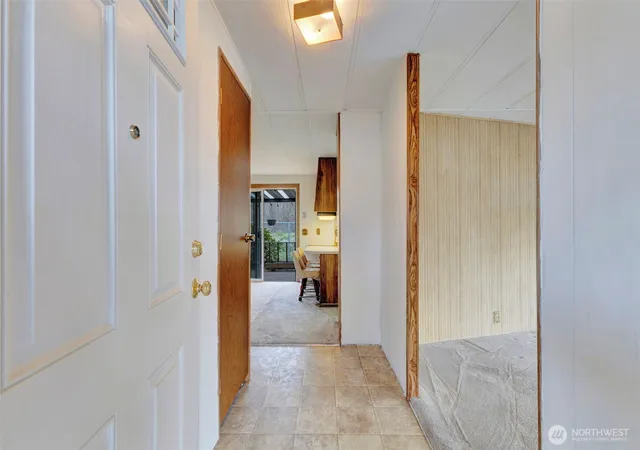 Photo 3 of Sale Pending at 1510 Maple Ln #27, Kent, WA 98030 | MLS# NWM2500132 | Listing updated on 2026-10-01
