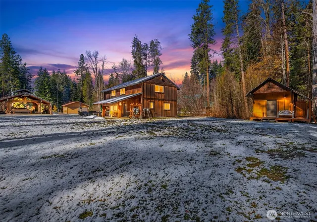 Photo 2 of Single family home for sale at 2116 Chiwawa Ct, Leavenworth, WA 98826 | MLS# NWM2500154 | Listing updated on 2026-09-17