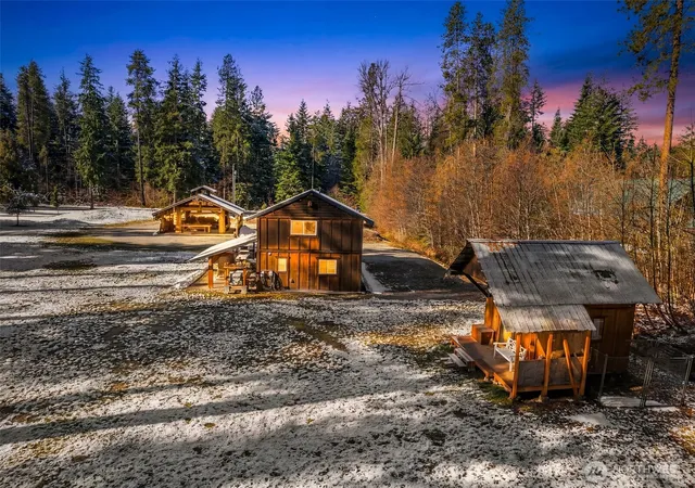 Photo 3 of Single family home for sale at 2116 Chiwawa Ct, Leavenworth, WA 98826 | MLS# NWM2500154 | Listing updated on 2026-09-17