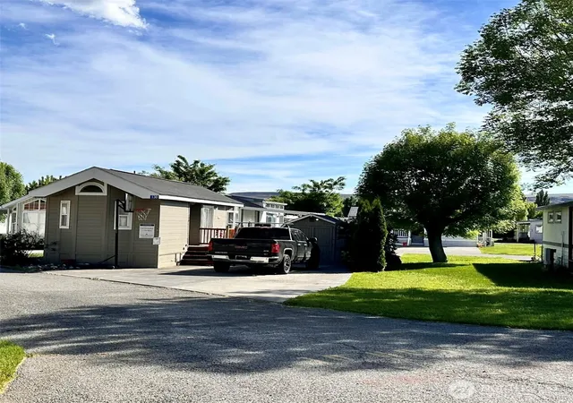 Photo 1 of Manufactured home for sale at 8818 Crescent Bar Rd Nw #130, Quincy, WA 98848 | MLS# NWM2500196 | Listing updated on 2026-09-25