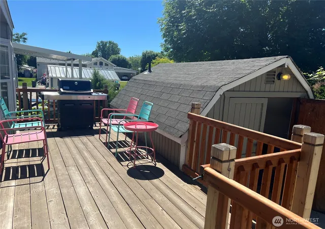 Photo 3 of Manufactured home for sale at 8818 Crescent Bar Rd Nw #130, Quincy, WA 98848 | MLS# NWM2500196 | Listing updated on 2026-09-25