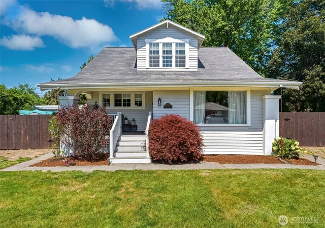 Photo 1 of Single family home for sale at 1433 Grant St, Walla Walla, WA 99362 | MLS# NWM2500207 | Listing updated on 2026-09-25