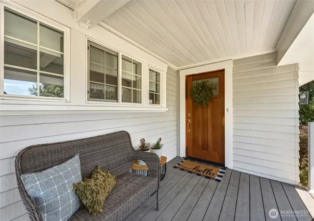 Photo 3 of Single family home for sale at 1433 Grant St, Walla Walla, WA 99362 | MLS# NWM2500207 | Listing updated on 2026-09-25