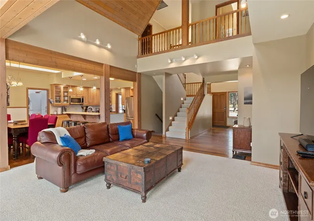 Photo 3 of Single family home for sale at 3224 Airport Rd, Cle Elum, WA 98922 | MLS# NWM2500410 | Listing updated on 2026-09-17