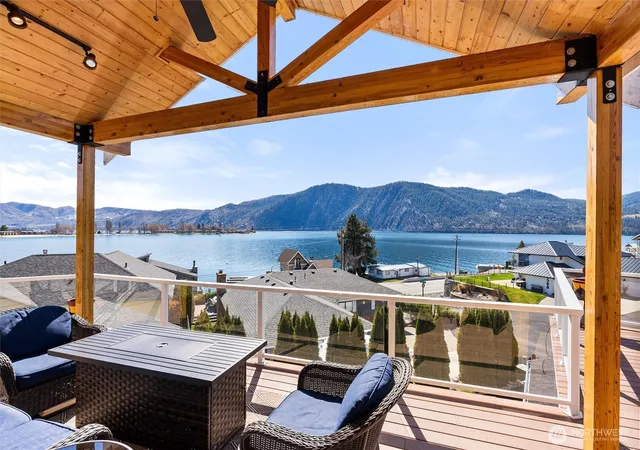 Photo 3 of Single family home for sale at 563 Topaz Pl, Manson, WA 98831 | MLS# NWM2500536 | Listing updated on 2026-09-17