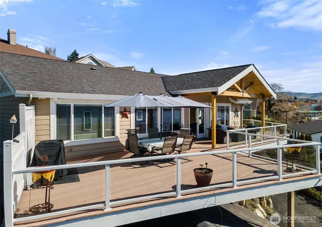 Photo 4 of Single family home for sale at 563 Topaz Pl, Manson, WA 98831 | MLS# NWM2500536 | Listing updated on 2026-09-17