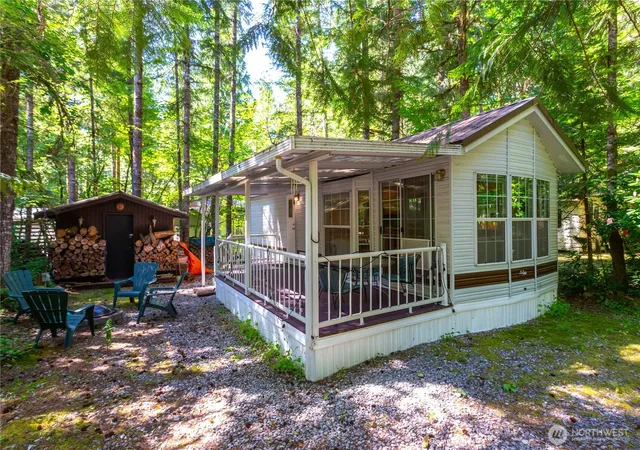 Photo 2 of Manufactured home for sale at 67 Div 4 Christmas Tree Cir #67, Deming, WA 98244 | MLS# NWM2500571 | Listing updated on 2026-09-17