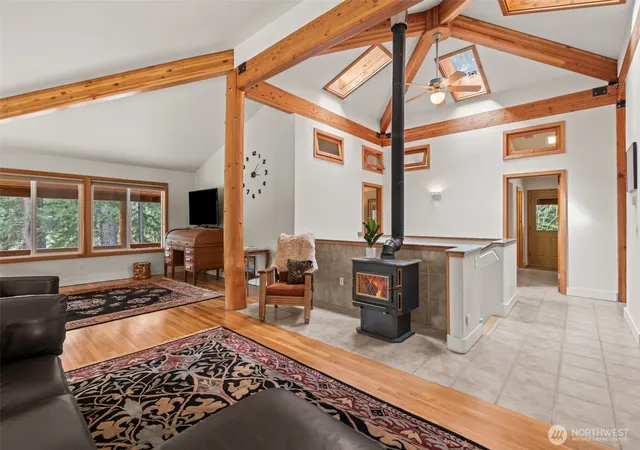 Photo 4 of Single family home for sale at 19374 Westside Dr, Leavenworth, WA 98826 | MLS# NWM2500627 | Listing updated on 2026-09-17
