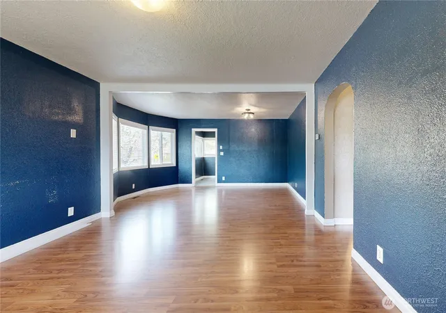 Photo 3 of Single family home for sale at 503 Juniper St, Walla Walla, WA 99362 | MLS# NWM2500720 | Listing updated on 2026-09-17