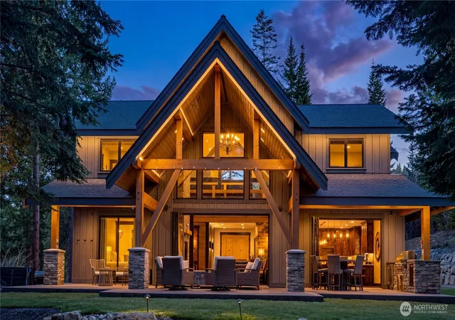 Photo 2 of Single family home for sale at 220 Breckenridge Dr, Ronald, WA 98940 | MLS# NWM2500829 | Listing updated on 2026-09-17