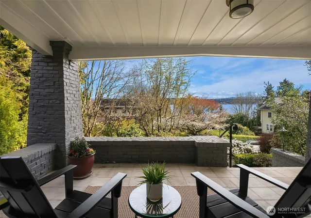 Photo 3 of Single family home for sale at 2647 Cascadia Ave S, Seattle, WA 98144 | MLS# NWM2500848 | Listing updated on 2026-10-01