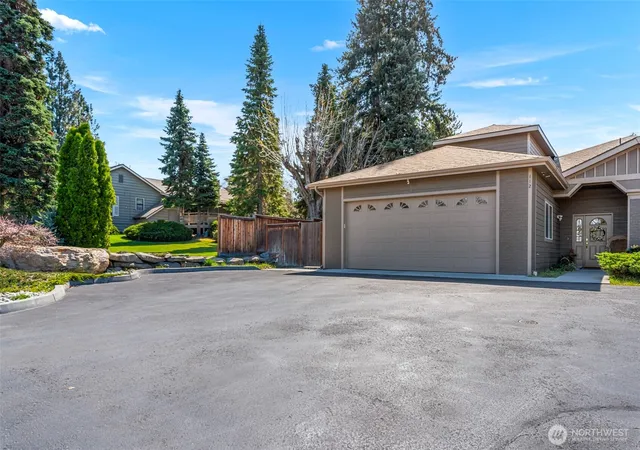 Photo 1 of Townhouse for sale at 112 19th Street Ne, East Wenatchee, WA 98802 | MLS# NWM2501144 | Listing updated on 2026-09-17