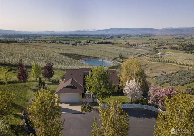 Photo 1 of Single family home for sale at 1677 Dodge Rd, Ellensburg, WA 98926 | MLS# NWM2501178 | Listing updated on 2026-09-17