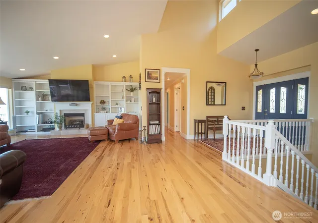 Photo 4 of Single family home for sale at 1677 Dodge Rd, Ellensburg, WA 98926 | MLS# NWM2501178 | Listing updated on 2026-09-17