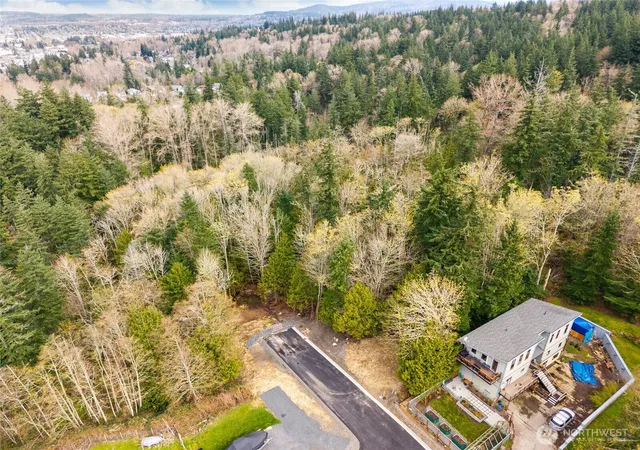 Photo 3 of Sale Pending at 813 41st, Bellingham, WA 98229 | MLS# NWM2501539 | Listing updated on 2026-09-25