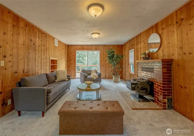 Photo 4 of Single family home for sale at 20006 68th Avenue NE, Kenmore, WA 98028 | MLS# NWM2501644 | Listing updated on 2026-09-17
