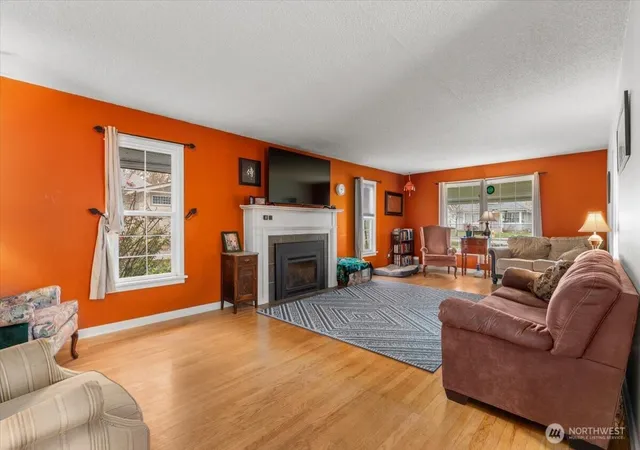 Photo 4 of Single family home for sale at 225 S Division St, Cashmere, WA 98815 | MLS# NWM2501734 | Listing updated on 2026-09-17