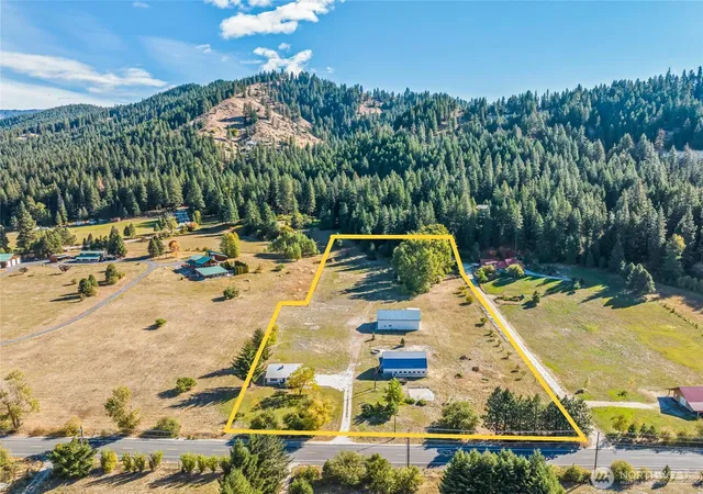Photo 2 of Single family home for sale at 18451 Camp 12 Rd, Leavenworth, WA 98826 | MLS# NWM2501782 | Listing updated on 2026-09-24